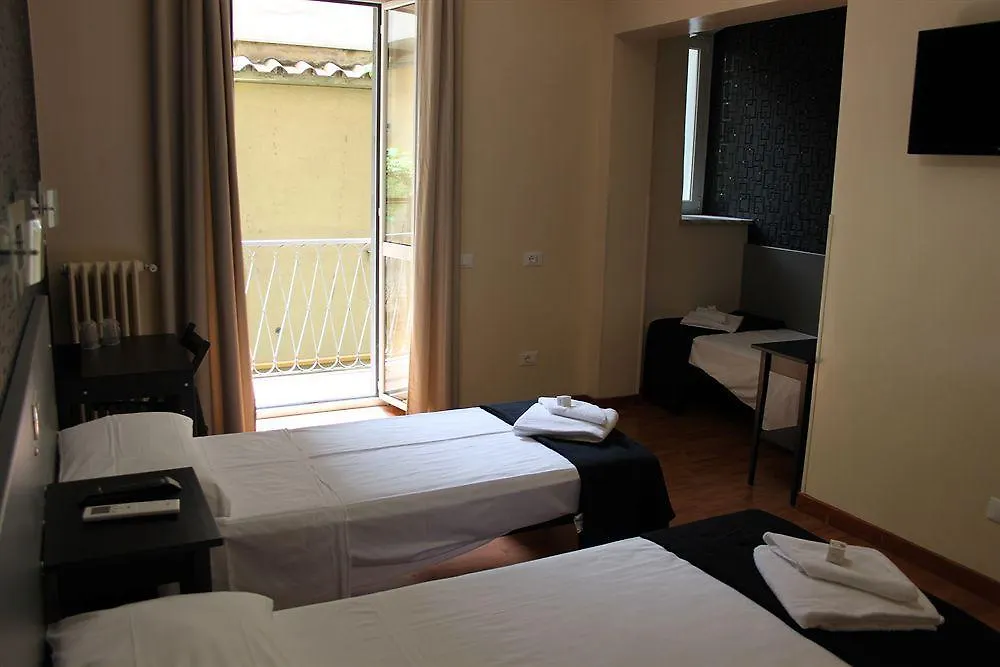 M&J Place Hostel Rome